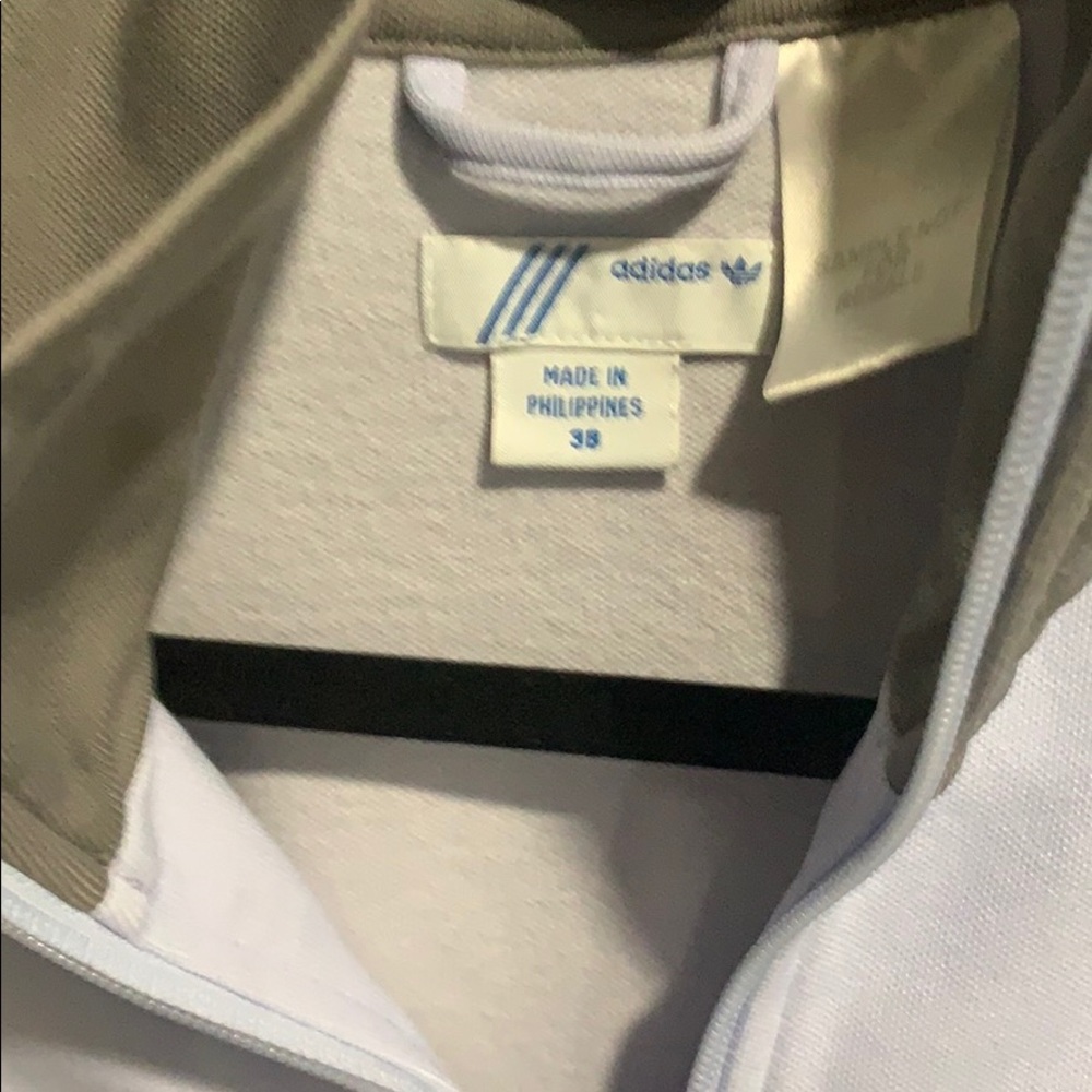 Jacket - Picture 3 of 4